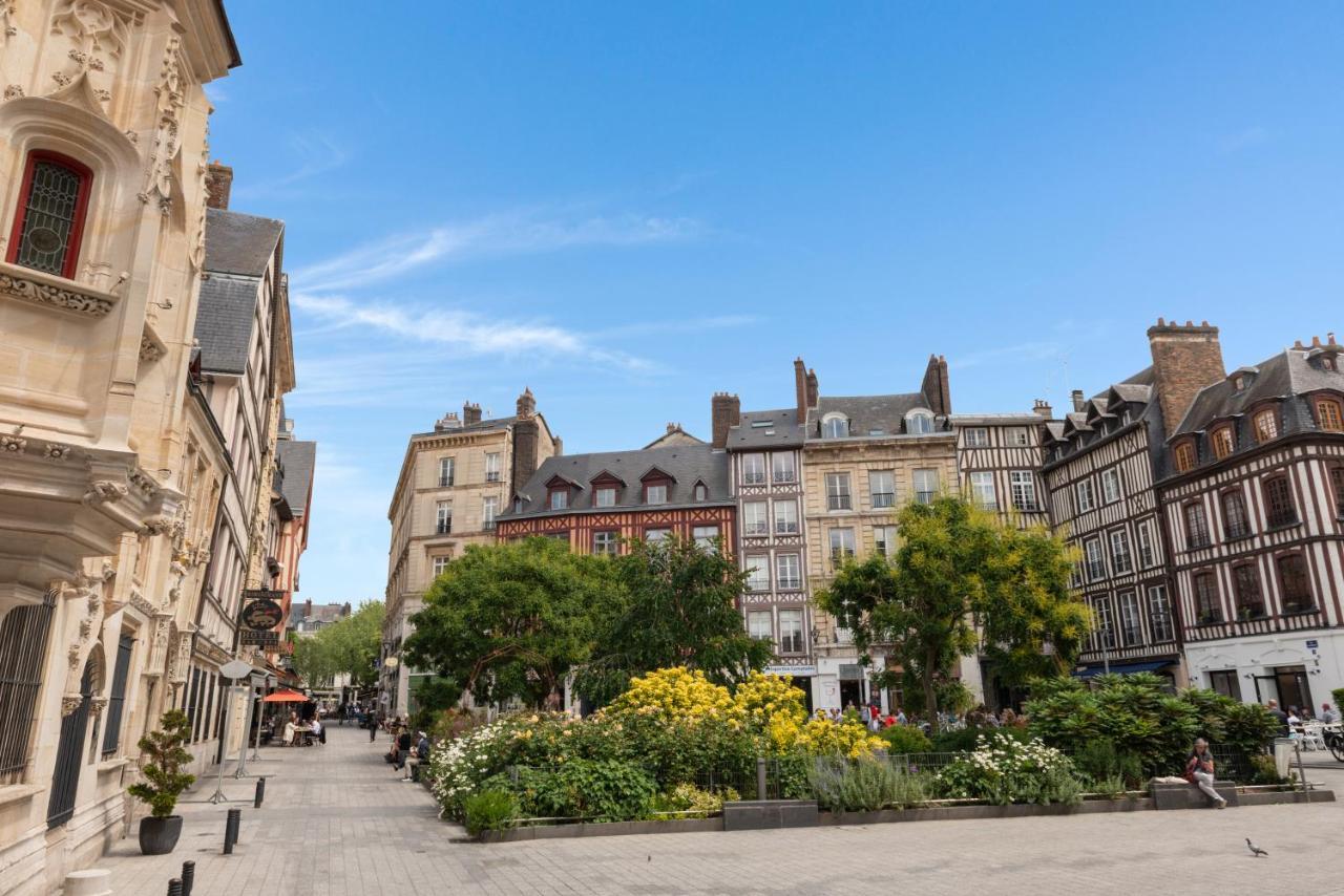 Kyriad Direct Rouen Centre Gare Exterior photo